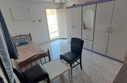 Apartment - Studio - 1 Bathroom for rent in Exhibition Road - Hoora - Capital Governorate
