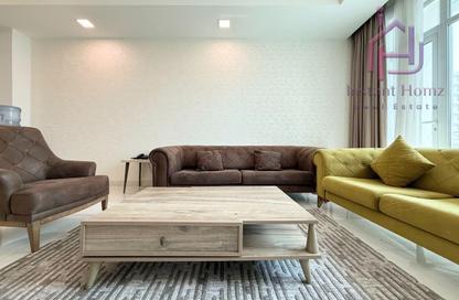 Apartment - 2 Bedrooms - 3 Bathrooms for rent in Al Juffair - Capital Governorate