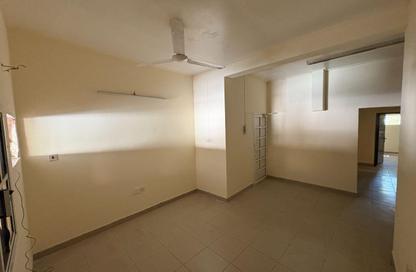 Apartment - 2 Bedrooms - 1 Bathroom for rent in Bu Kowarah - Riffa - Southern Governorate Apartment - 2 Bedrooms - 1 Bathroom for rent in Bu Kowarah - Riffa - Southern Governorate