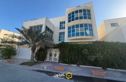 Villa - 6 Bedrooms - 7 Bathrooms for sale in Hidd - Muharraq Governorate