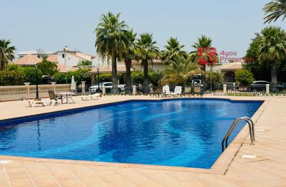 Villa - 4 Bedrooms - 4 Bathrooms for rent in Saar - Northern Governorate