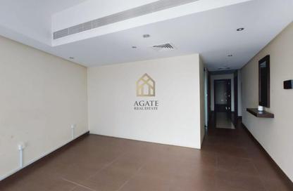 Office Space - 5 Bedrooms - 2 Bathrooms for rent in Mahooz - Manama - Capital Governorate