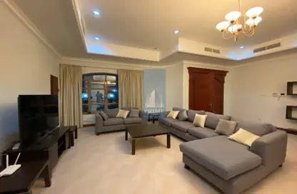 Villa - 4 Bedrooms - 5 Bathrooms for rent in Al Juffair - Capital Governorate Villa - 4 Bedrooms - 5 Bathrooms for rent in Al Juffair - Capital Governorate