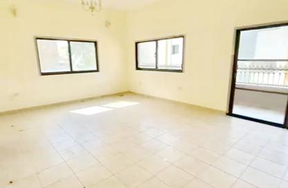 Apartment - 4 - 3 for rent in Muharraq - Muharraq Governorate Apartment - 4 - 3 for rent in Muharraq - Muharraq Governorate