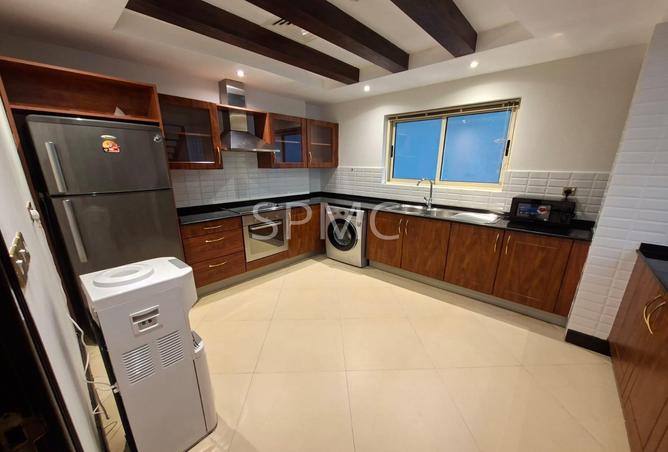 999806 - Property Image 2