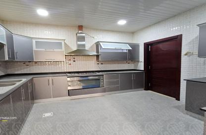Villa - 6 - 7+ for sale in Tubli - Central Governorate Villa - 6 - 7+ for sale in Tubli - Central Governorate