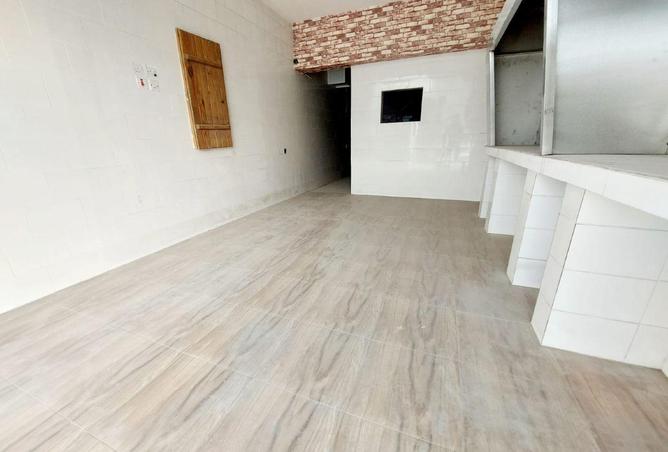 990048 - Property Image 3