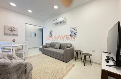 Apartment - 2 - 2 for rent in Al Burhama - Manama - Capital Governorate