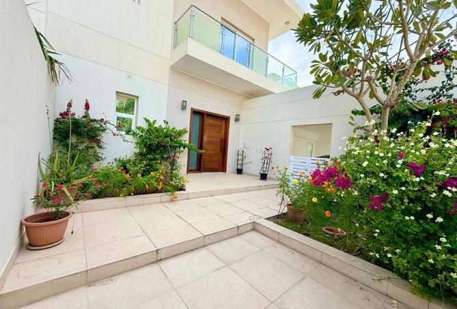 52701367 - Property Main Image