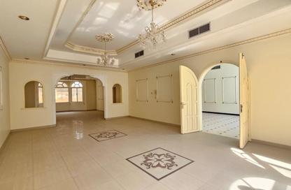 Villa - 4 Bedrooms - 6 Bathrooms for sale in Zinj - Manama - Capital Governorate