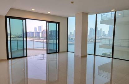 Apartment - 2 Bedrooms - 3 Bathrooms for sale in Reef Island - Capital Governorate