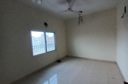 Apartment - 2 Bedrooms - 2 Bathrooms for rent in Jid Ali - Central Governorate