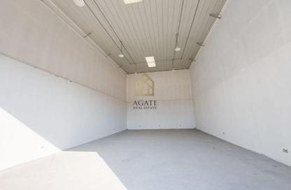 Warehouse - Studio - 1 Bathroom for rent in Hidd - Muharraq Governorate