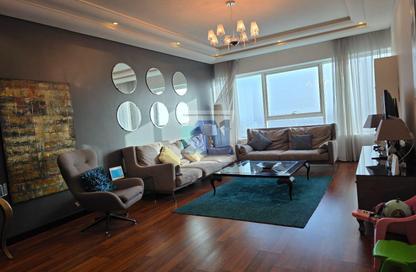 شقة - 2 غرف نوم - 3 حمامات للايجار في أبراج اللولو - المنامة - محافظة العاصمة
