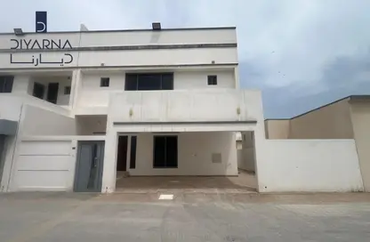 فيلا - 4 غرف نوم - 5 حمامات للبيع في عراد - المحرق