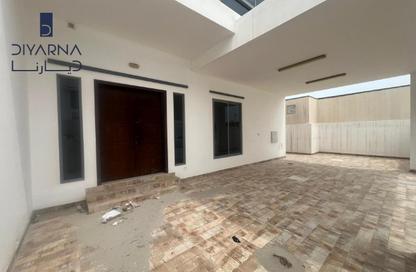Villa - 4 Bedrooms - 5 Bathrooms for sale in Arad - Muharraq Governorate