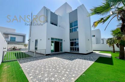 Compound - 4 Bedrooms - 5 Bathrooms for rent in Hamala - Northern Governorate