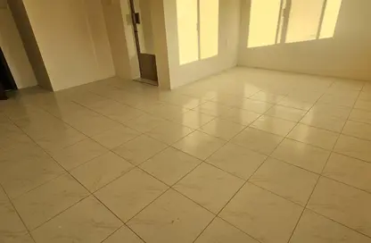 Apartment - 3 Bedrooms - 2 Bathrooms for rent in Riffa Views - Riffa - Southern Governorate