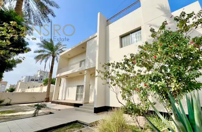 فيلا - 7 غرف نوم - 5 حمامات للايجار في العدلية - المنامة - محافظة العاصمة