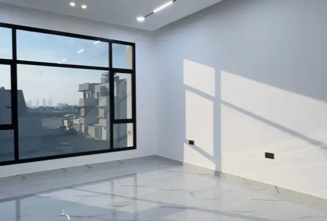 996452 - Property Image 3
