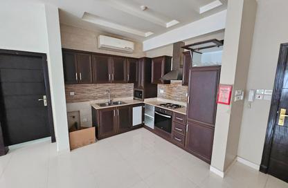 Apartment - 2 Bedrooms - 2 Bathrooms for rent in Saar - Northern Governorate