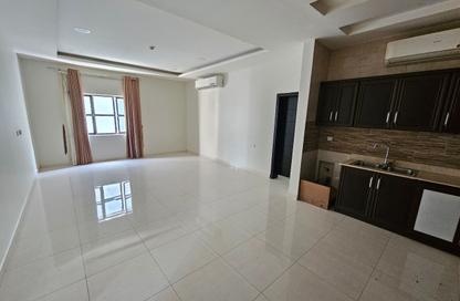 Apartment - 2 Bedrooms - 2 Bathrooms for rent in Saar - Northern Governorate