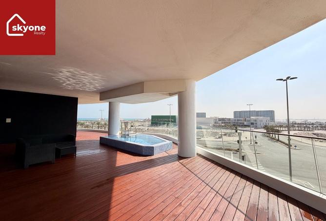 1002140 - Property Image 2