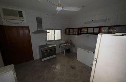 Villa - 3 Bedrooms - 5 Bathrooms for sale in Arad - Muharraq Governorate