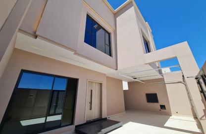 Villa - 3 Bedrooms - 5 Bathrooms for sale in Arad - Muharraq Governorate
