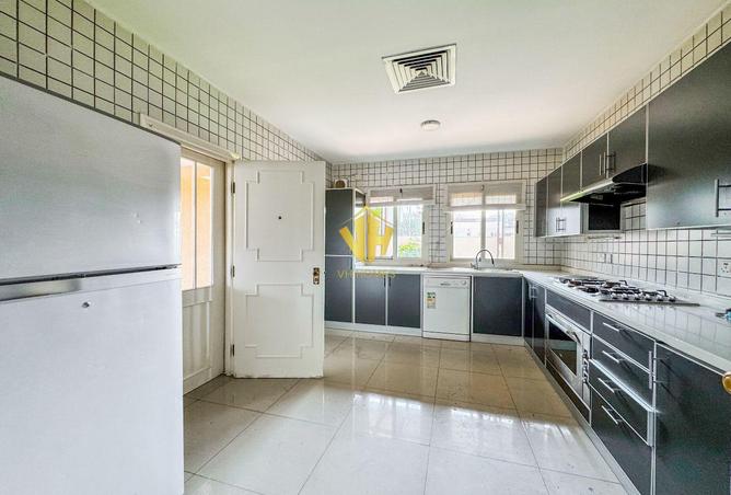 983476 - Property Image 3