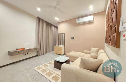 Apartment - 1 - 1 for rent in Al Juffair - Capital Governorate