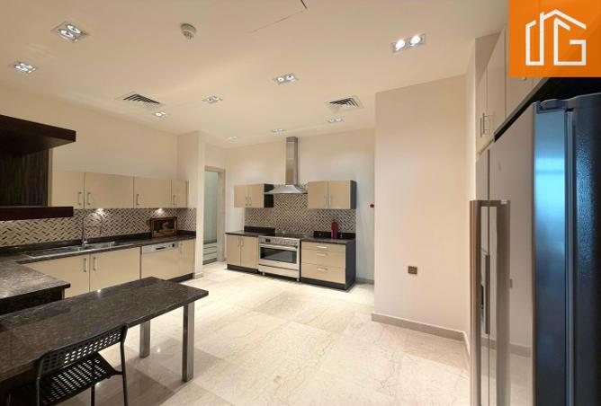 51773322 - Property Image 2