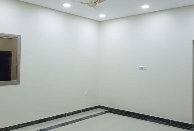 982976 - Property Image 3