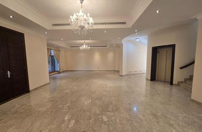 Villa - 4 Bedrooms - 5 Bathrooms for rent in Saar - Northern Governorate