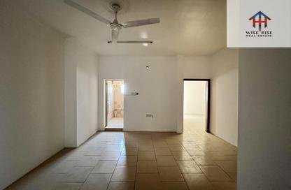 Apartment - 2 Bedrooms - 2 Bathrooms for rent in Salihiya - Manama - Capital Governorate Apartment - 2 Bedrooms - 2 Bathrooms for rent in Salihiya - Manama - Capital Governorate