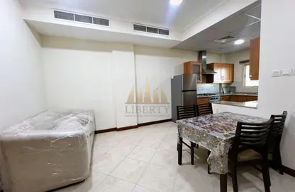 Apartment - 1 Bedroom - 1 Bathroom for rent in Mahooz - Manama - Capital Governorate