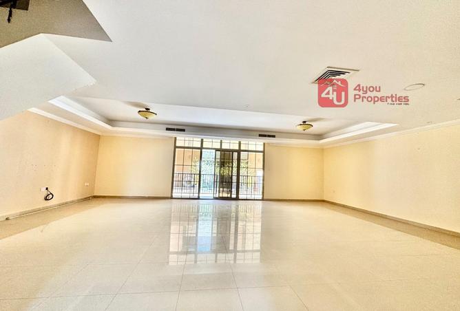 54744481 - Property Image 2