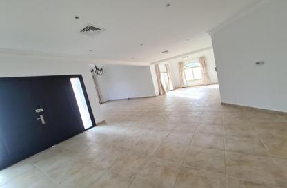 Villa - 4 Bedrooms - 3 Bathrooms for rent in Janabiya - Northern Governorate
