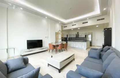 Apartment - 2 Bedrooms - 2 Bathrooms for rent in Um Al Hasam - Manama - Capital Governorate