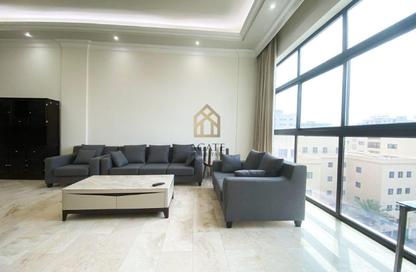 Apartment - 2 Bedrooms - 2 Bathrooms for rent in Um Al Hasam - Manama - Capital Governorate
