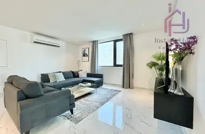 Apartment - 2 Bedrooms - 2 Bathrooms for rent in Seef - Capital Governorate