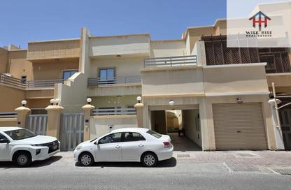 Villa - 4 Bedrooms - 6 Bathrooms for rent in Busaiteen - Muharraq Governorate