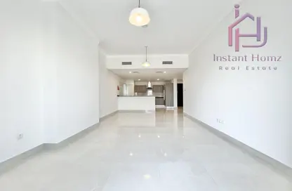 Apartment - 1 Bedroom - 2 Bathrooms for sale in Sanabis - Manama - Capital Governorate