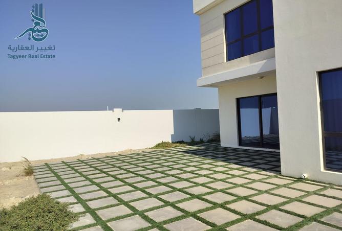 56548885 - Property Image 2