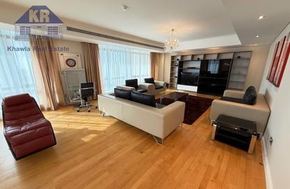 Apartment - 3 Bedrooms - 5 Bathrooms for rent in Seef - Capital Governorate