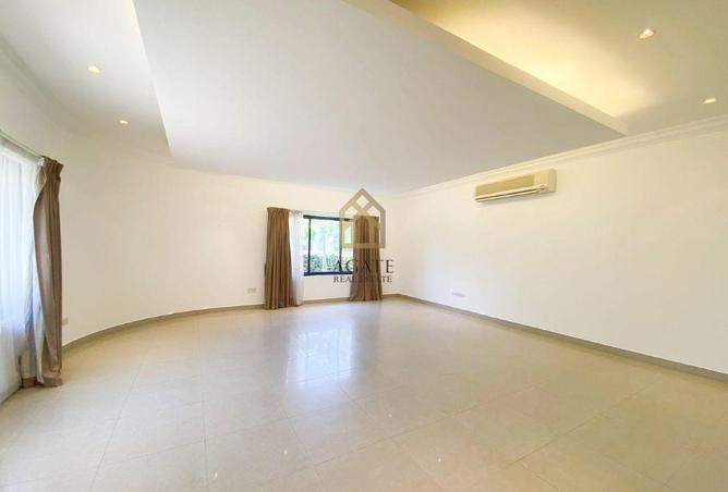 54716783 - Property Image 3