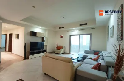 Apartment - 2 Bedrooms - 3 Bathrooms for rent in Al Juffair - Capital Governorate