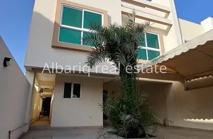 Apartment - 3 Bedrooms - 3 Bathrooms for rent in Tubli - Central Governorate