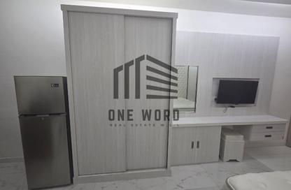 Apartment - Studio - 1 for rent in Seef - Capital Governorate