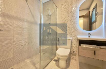 Villa - 4 - 6 for sale in Saar - Northern Governorate Villa - 4 - 6 for sale in Saar - Northern Governorate